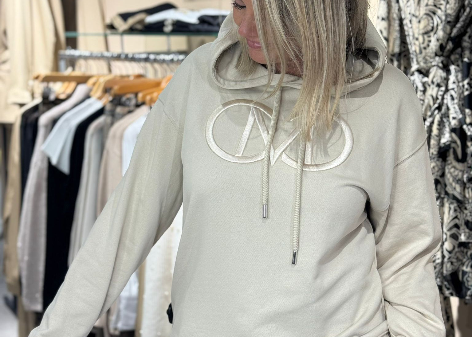 COPENHAGEN MUSE  - ROCO HOODIE