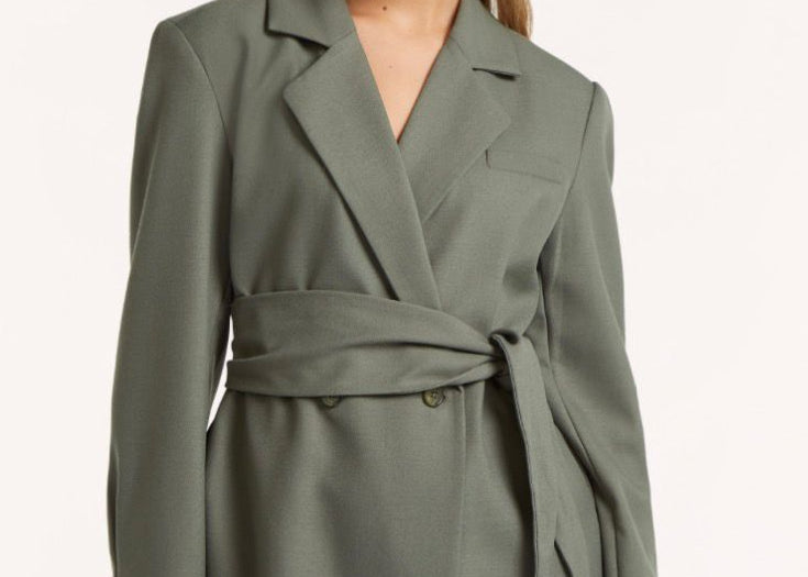 CIRCLE OF TRUST - DANAE BLAZER