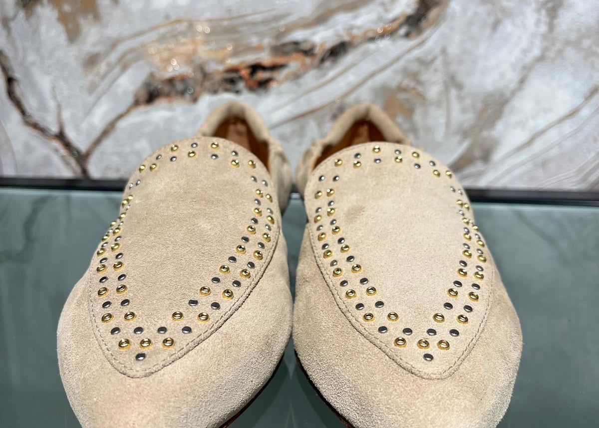 VIA VAI - LOLA GABRIEL