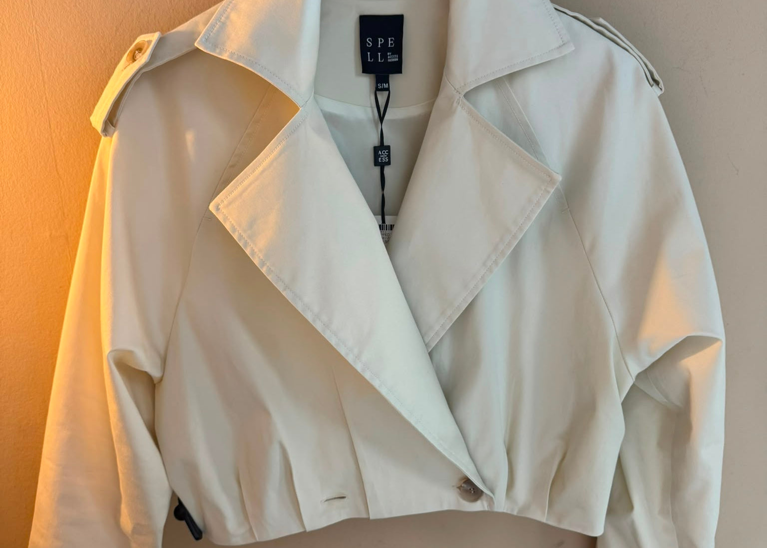 ACCES - CROPPED TRENCH COAT